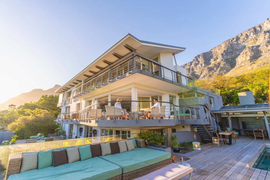 A wide angle view of Atzaró Cape Town with towering table mountain the background