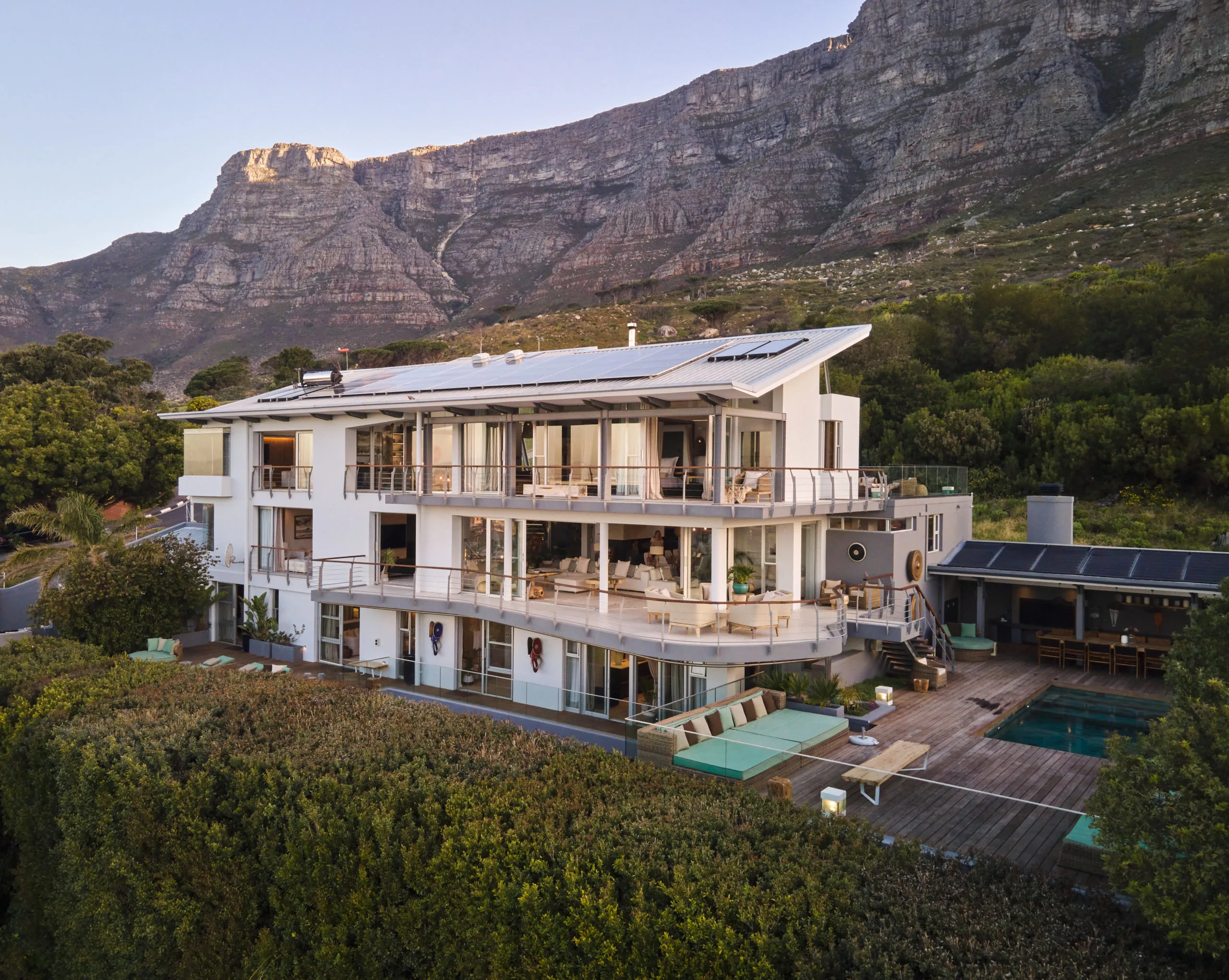 The Pinnacle of Personalized Luxury: Discover Atzaró Cape Town, a Premier Western Cape Boutique Hotel